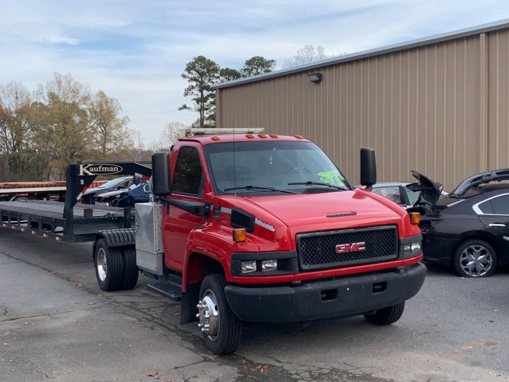 2003 GMC C4500's photo