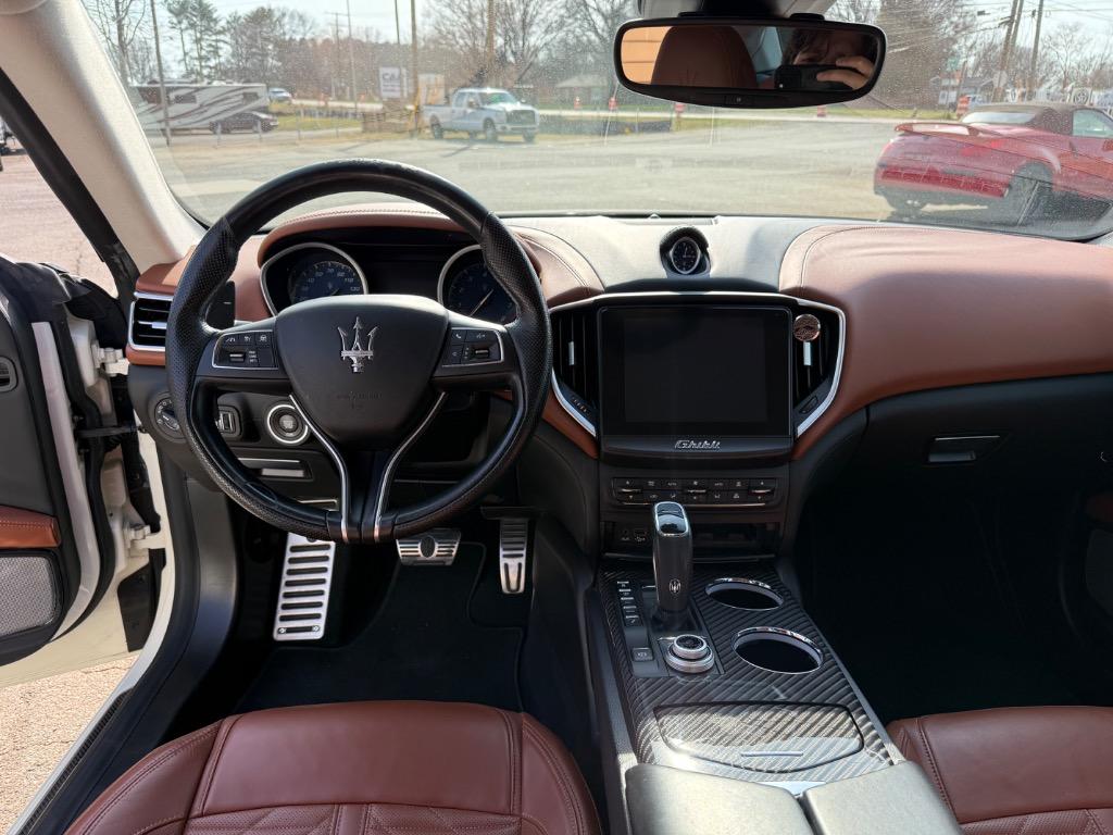 2020 Maserati Ghibli S GranSport - Photo 9